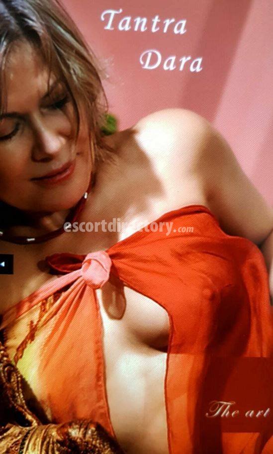 Tantra-Dara Mature escort in Vienna offers Anal massage (receive) services