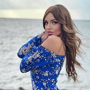 Nelly_NEW Modelo/exmodelo
 escort in Paris offers Mamada sin condón
 services