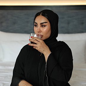 Layla BBW escort in Bangkok offers Mamada sin condón
 services