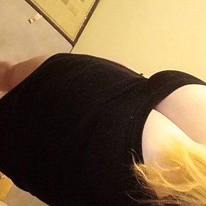 Lumia escort in Vaxjo offers Anilingus(Pasiv) services