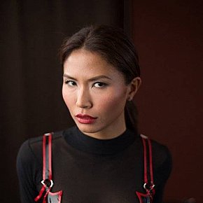 Domina-Lee escort in Zurich offers BDSM services