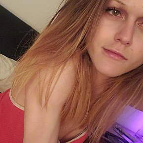 Escort in Montreal, Nikki kittens Trans provides Oral fără Prezervativ
