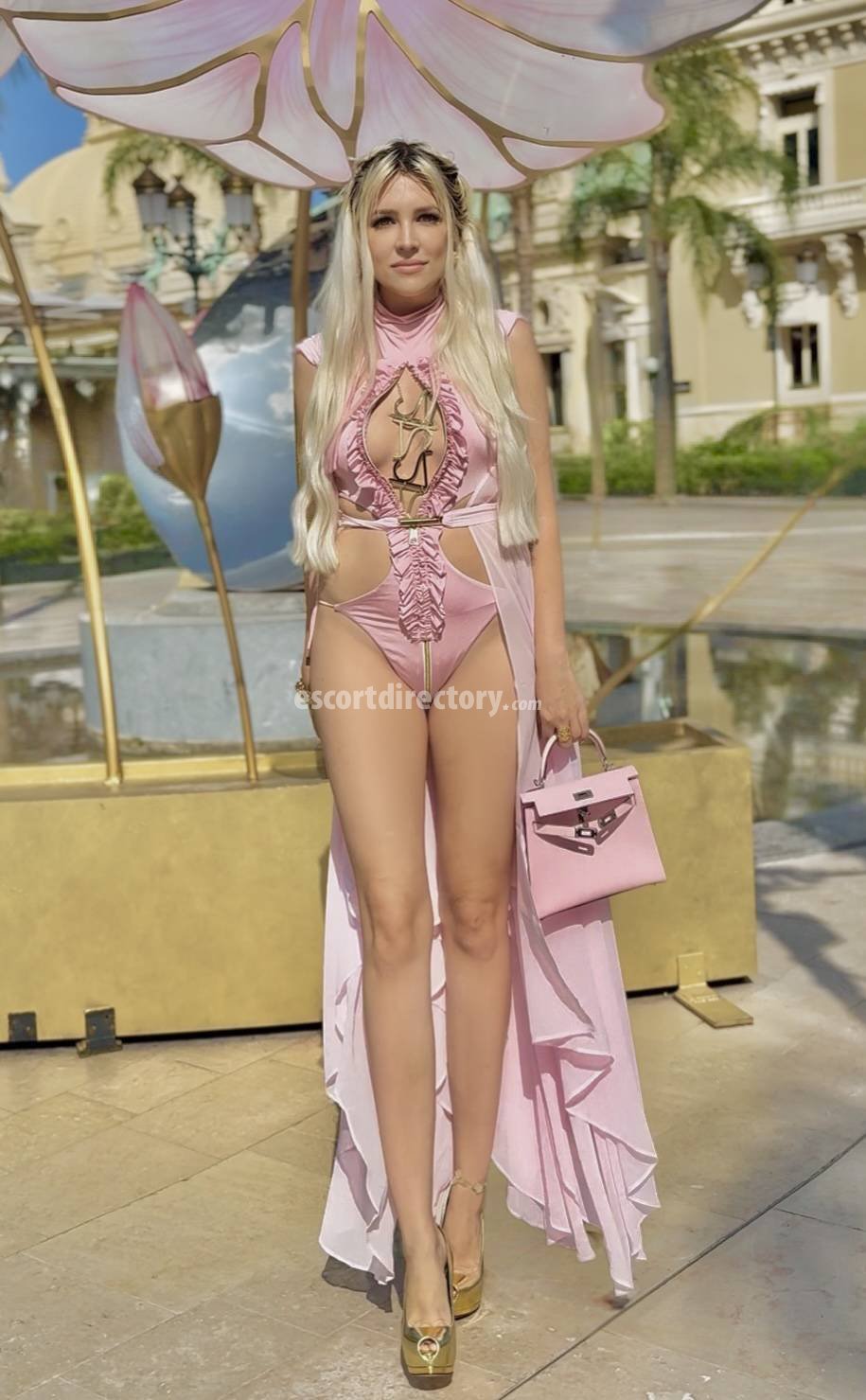 Vika-Monaco Étudiante escort in Monaco-Ville offers Fessée (receveur) services