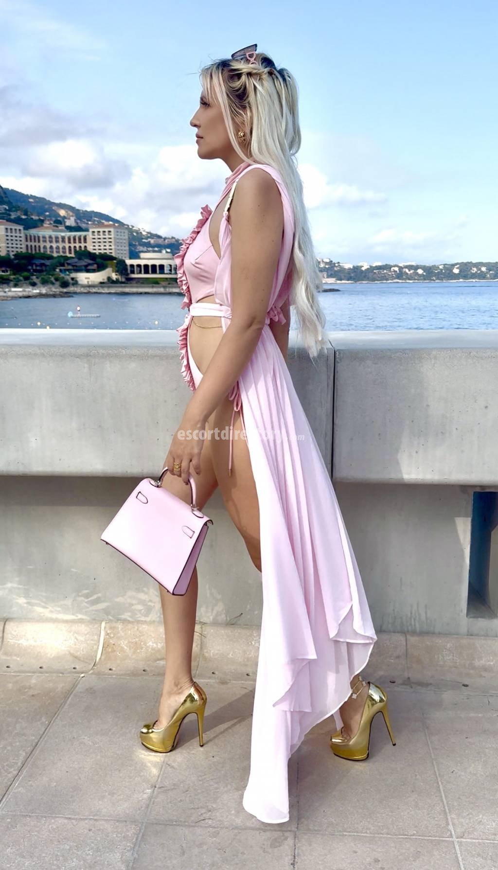 Vika-Monaco Étudiante escort in Monaco-Ville offers Fessée (receveur) services