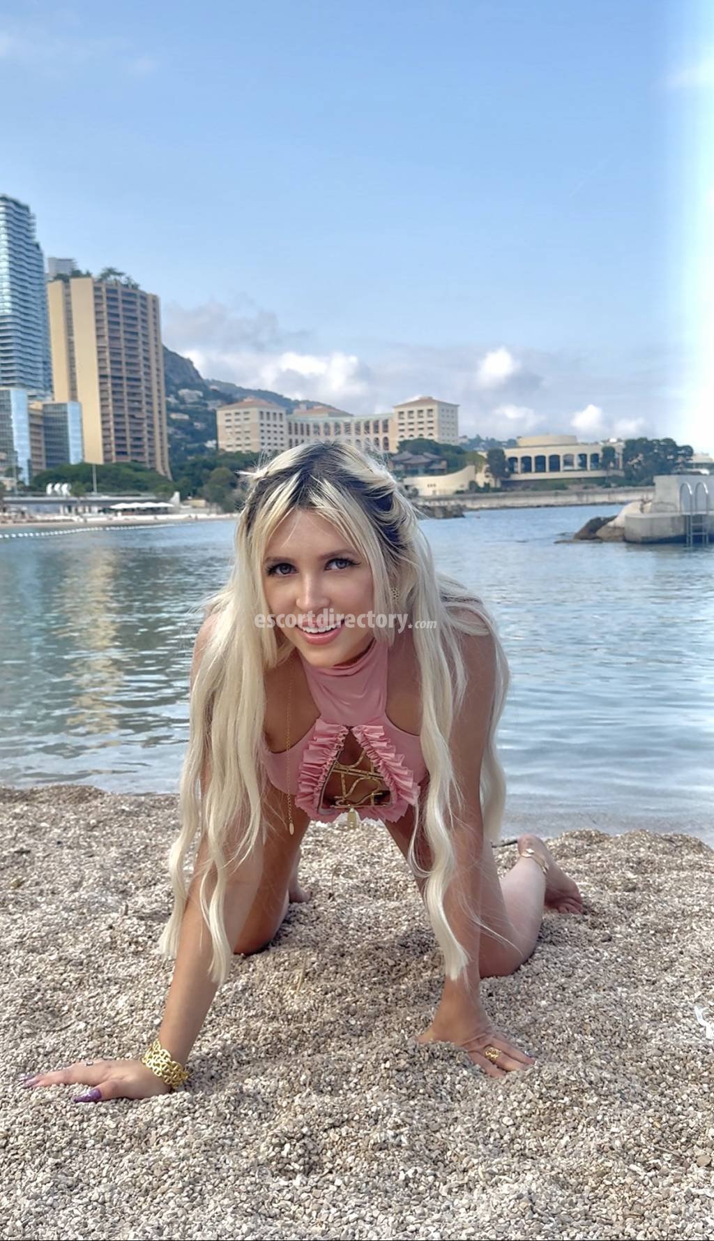 Vika-Monaco Étudiante escort in Monaco-Ville offers Fessée (receveur) services