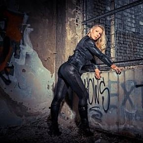 Lady-Carolin-von-Stahl escort in Bochum offers BDSM services