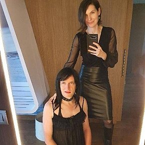 MISTRESS-ELENA Sin Operar escort in Porto offers BDSM services