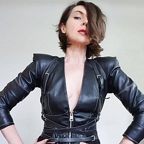 MISTRESS-ELENA Fitness Girl
 escort in Porto offers BDSM services