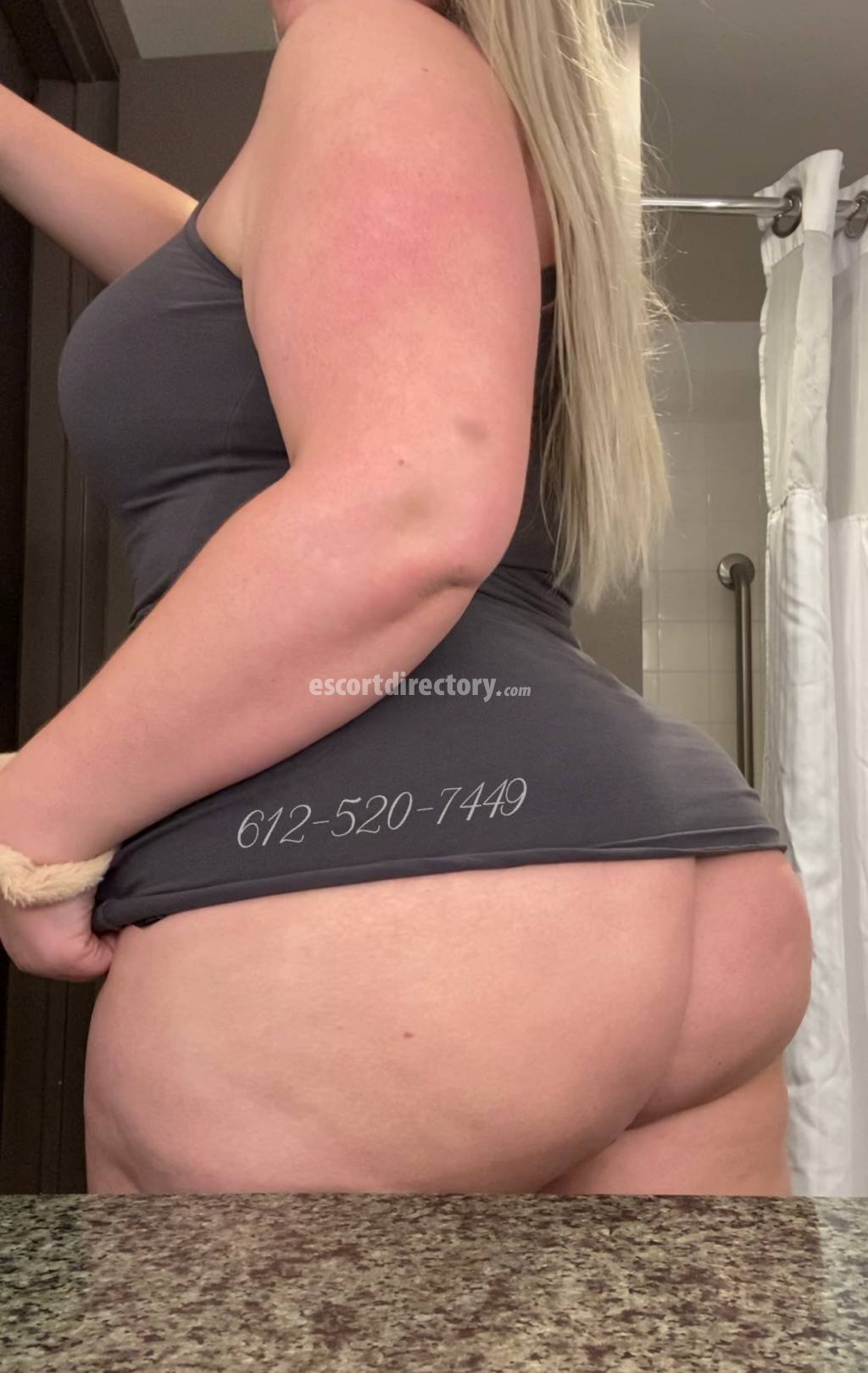 Escort Curvy Blonde Pawg, hot girl in Minneapolis MN