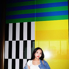 Meemi-Prive escort in Bangkok offers sexo oral sem preservativo até finalizar services
