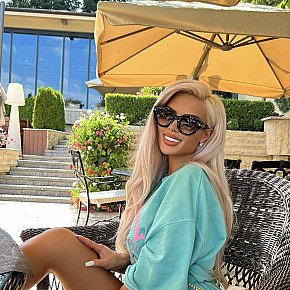 Amira Modèle/Ex-modèle escort in Bucharest