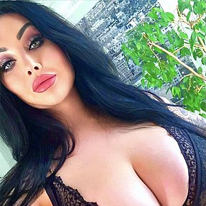 Madeleine Vip Escort escort in Paris offers Oral fără Prezervativ cu Finalizare services