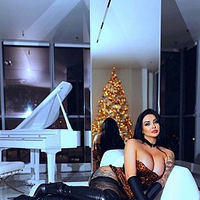 Madeleine Vip Escort escort in Paris offers Oral fără Prezervativ cu Finalizare services