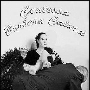Contessa-Barbara-Calucci escort in Essen offers BDSM services