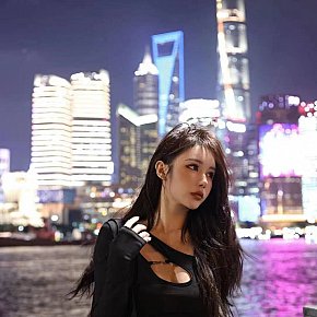 sophia escort in Shanghai offers Handjob services