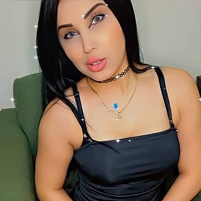 NOUR escort in Dubai offers Blowjob without Condom to Completion services