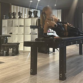 Lady-Diyosa escort in Zurich offers Bondage services