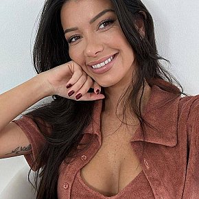 PAU Complet Naturală escort in Paris offers 69 services
