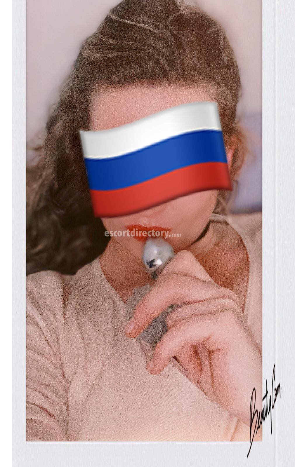 Russian Doll Reif escort in Hong Kong offers Sex in versch. Positionen services