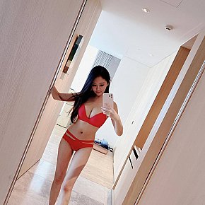 Cherry escort in Singapore City offers Cum in Mouth services