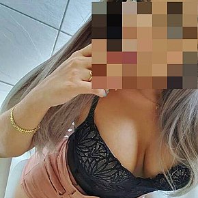 Naty-Com-Local escort in Ponta Grossa offers sexo oral com preservativo services
