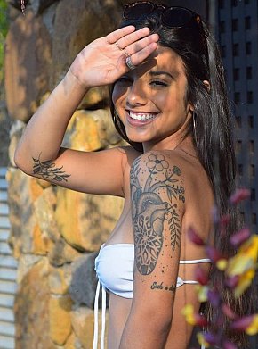 Carlinha Modella/Ex-modella escort in São Paulo offers Massaggio intimo services