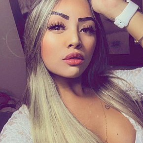 Mary escort in Santo André offers Cum on Face services