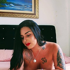 Iza-Coutinho BBW escort in Curitiba offers French Kissing services