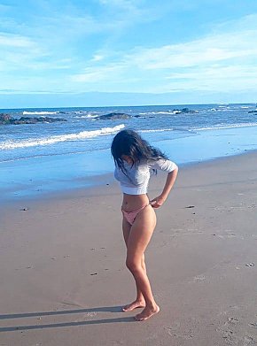 Gaby-Ninfeta Petite escort in Salvador offers Intimmassage services