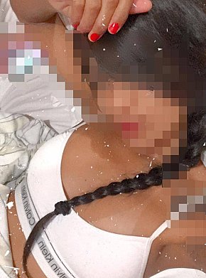 Karinny-silva escort in Salvador offers Cumshot on body (COB) services