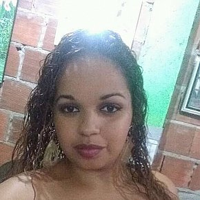 Marvadinha escort in Recife offers Ins Gesicht spritzen services