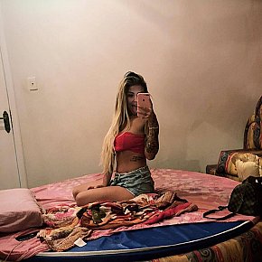 Penelope Modella/Ex-modella escort in São Paulo offers Masturbazione services