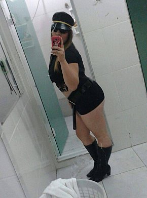 Suzy-ruiva escort in Guarulhos offers Kissing services
