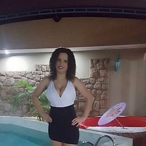 Juliana escort in São Paulo offers Girlfriend Experience (GFE) services
