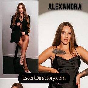 Alexa Completamente Natural escort in  offers Beija se rolar química services
