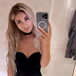 Milana-real-photos escort in Bangkok offers Sărut services
