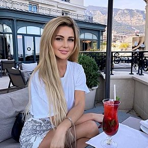 Milana-real-photos escort in Bangkok offers Sărut services