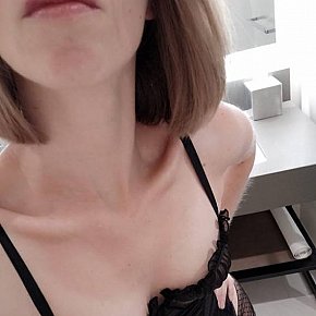 Marie Occasionale escort in Paris offers Dildo/sex toys services
