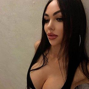 Mia escort in 