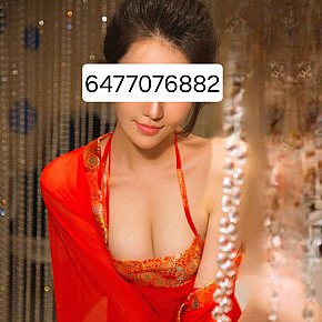 ZOE Super Gros Cul escort in Toronto offers Massage érotique services