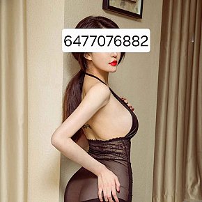 ZOE Super Gros Cul escort in Toronto offers Massage érotique services