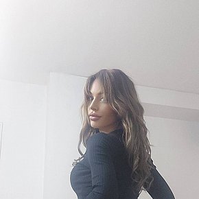 Bonnie_English Petite
 escort in Lausanne offers Girlfriend Experience (GFE) services