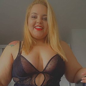 KARINA-BBW escort in Madrid offers Erotic massage services