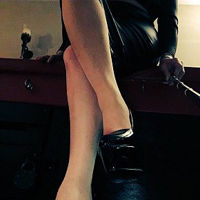 Hot girl in Kelowna, BC offers BDSM
