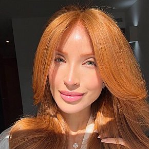 Barbie-Girl Model /Ex-model
 escort in London offers Blowjob with Condom services