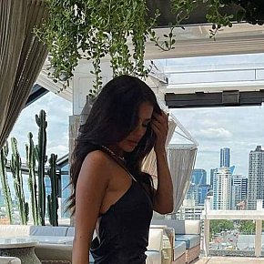 Sabrina escort in Warsaw offers 69 Position services