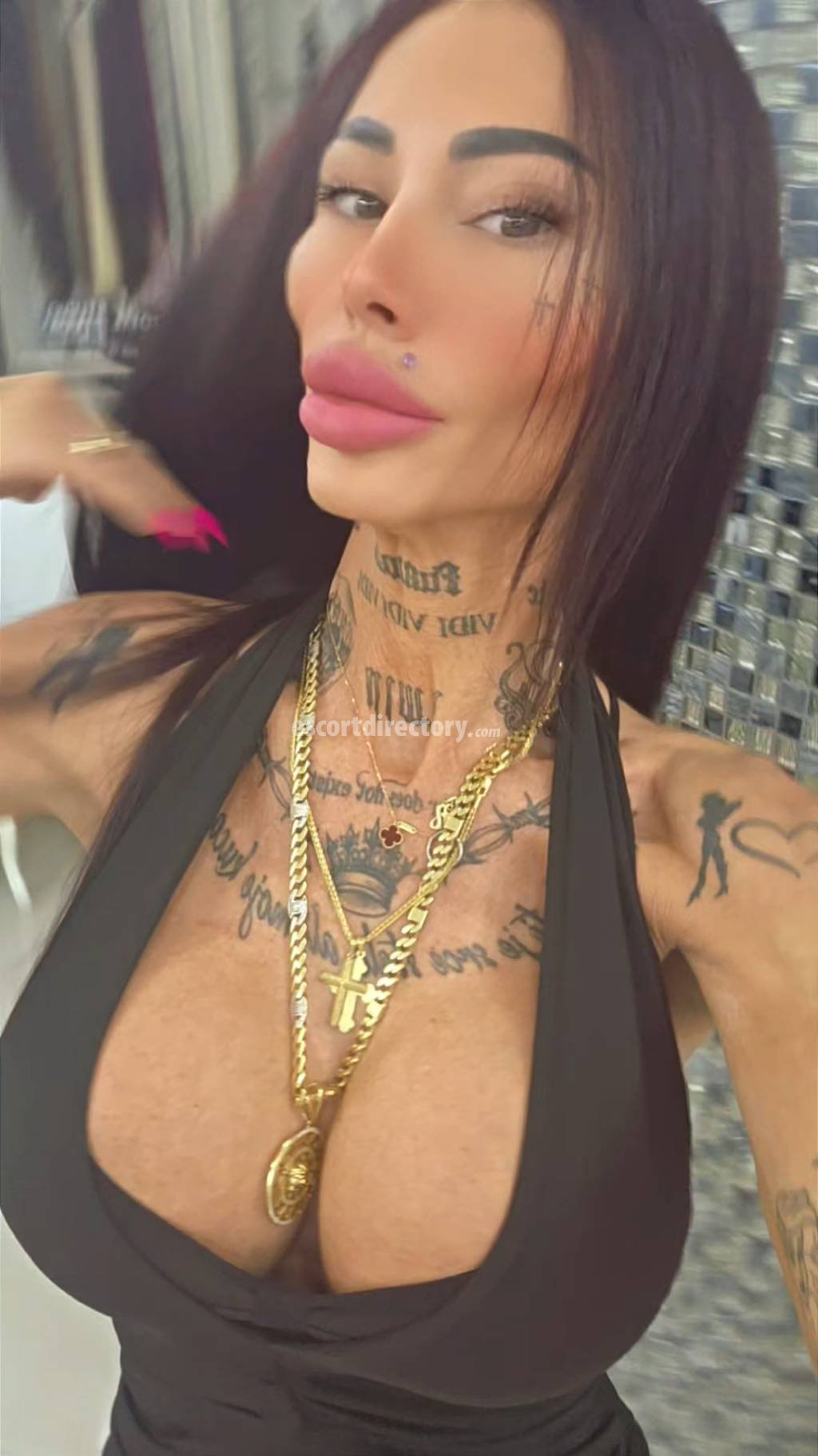 LUX HELENA performs blowjob with condom, escort in Belgrade