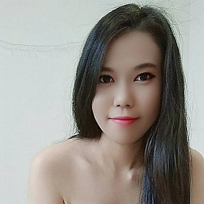 Sofai escort in Bangkok offers Blowjob mit Kondom services