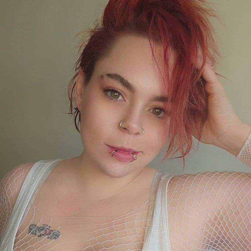 Sarah performs Cinta, escort in Edmonton