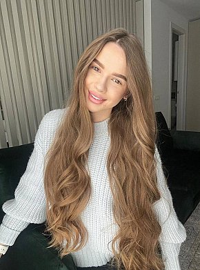 ANTONIA Modelo/exmodelo
 escort in Paris offers Posición 69 services